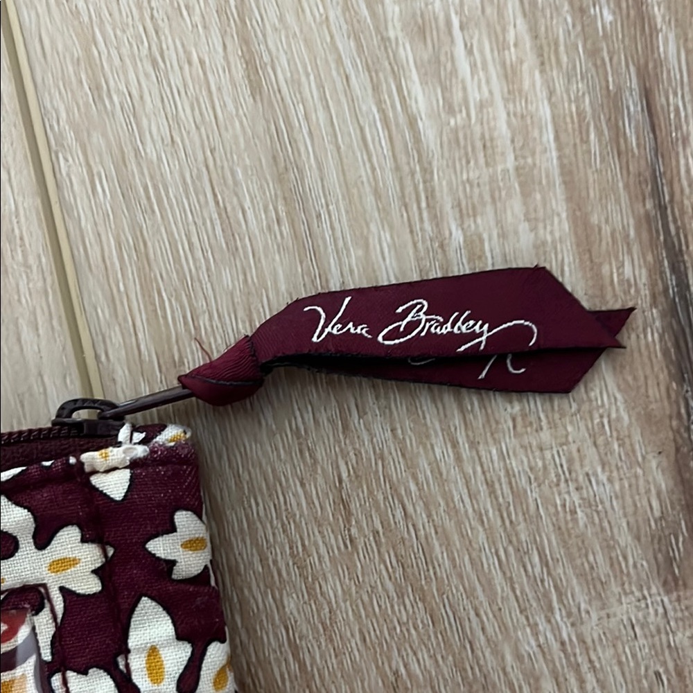 Vera Bradley Red and White Patterned Keychain Wallet - Picture 3 of 11